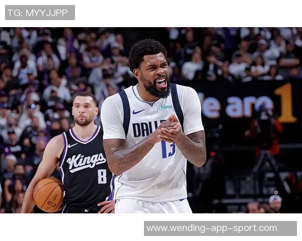 马绍尔表现出色15投9中砍下22分6篮板4助攻3抢断正负值高达16