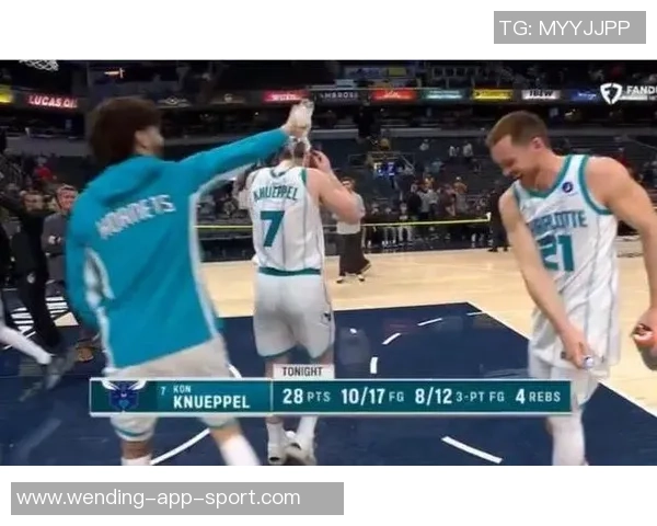 克尼佩尔底角绝平三分震撼全场成功拖入加时赛精彩瞬间回顾 克尼佩尔底角绝平三分震撼全场成功拖入加时赛精彩瞬间回顾