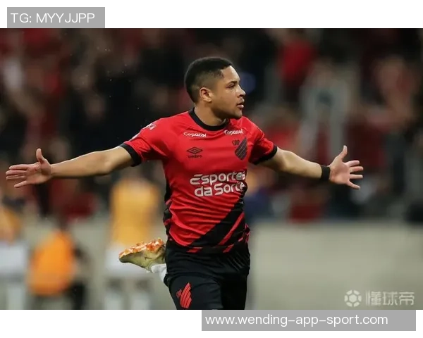 巴媒报道罗克因发布恐同言论被起诉或面临5到10场禁赛处罚 巴媒报道罗克因发布恐同言论被起诉或面临5到10场禁赛处罚